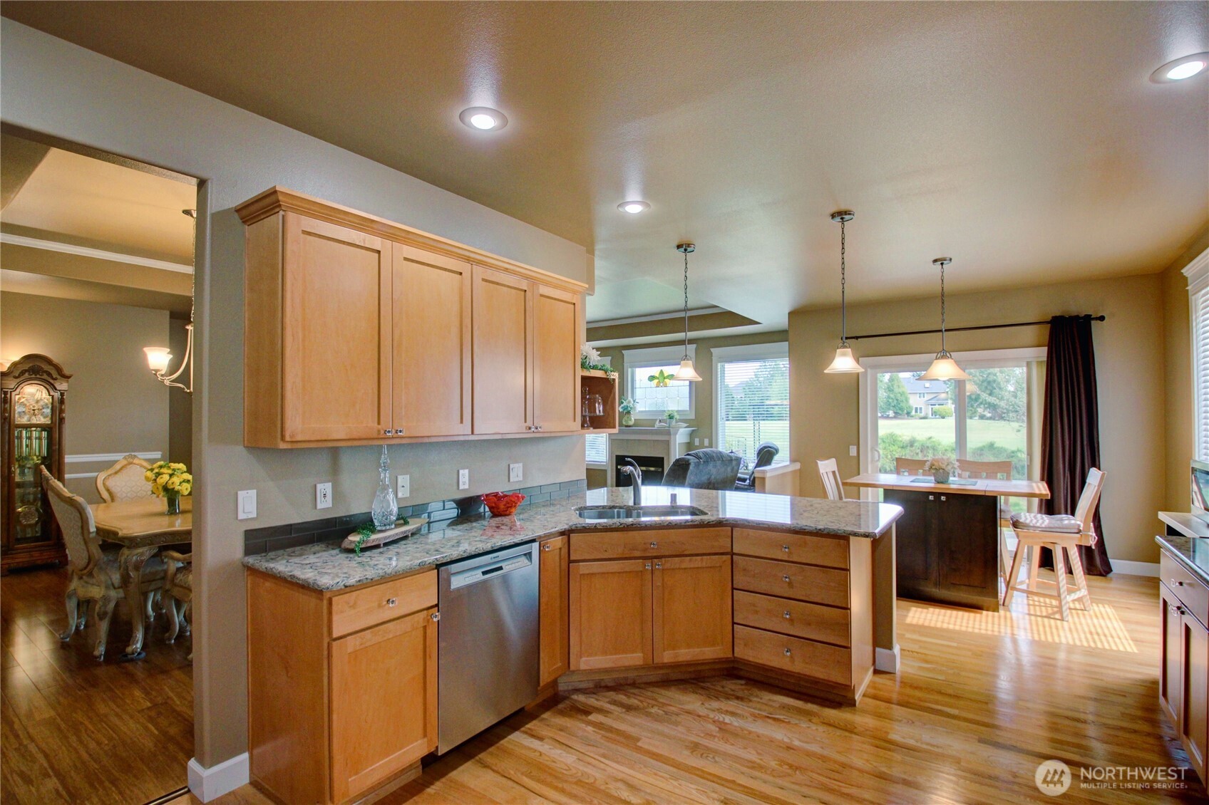 4304 Landmark Drive , Mount Vernon, WA 98274
