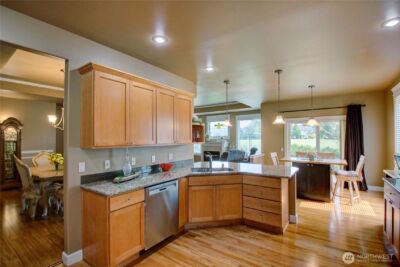 4304 Landmark Drive , Mount Vernon, WA 98274 - Photo 12