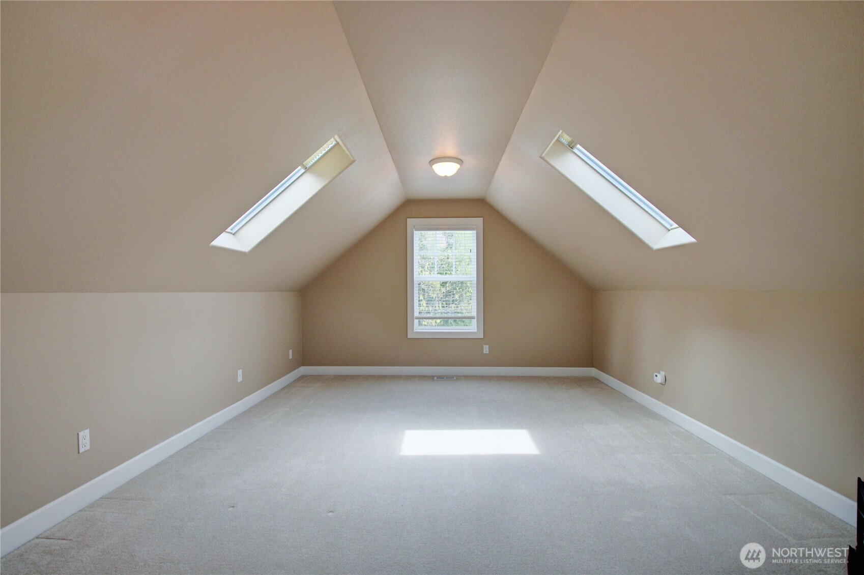 4304 Landmark Drive , Mount Vernon, WA 98274