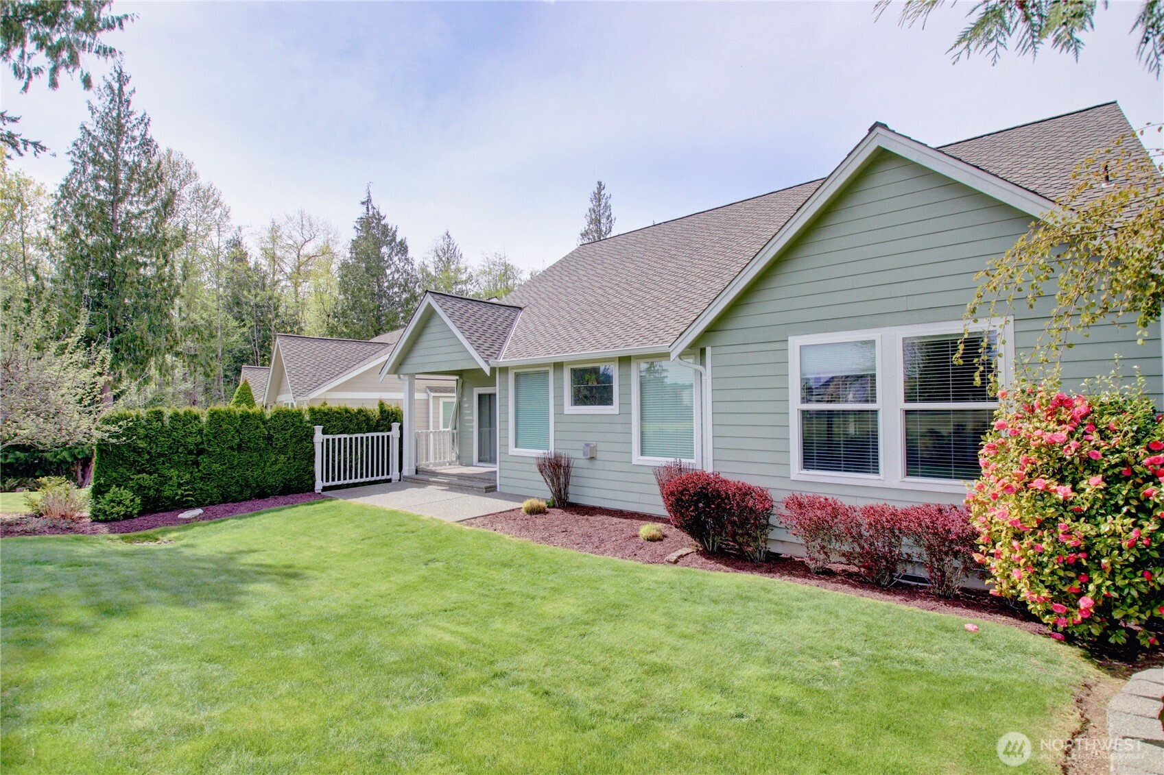 4304 Landmark Drive , Mount Vernon, WA 98274
