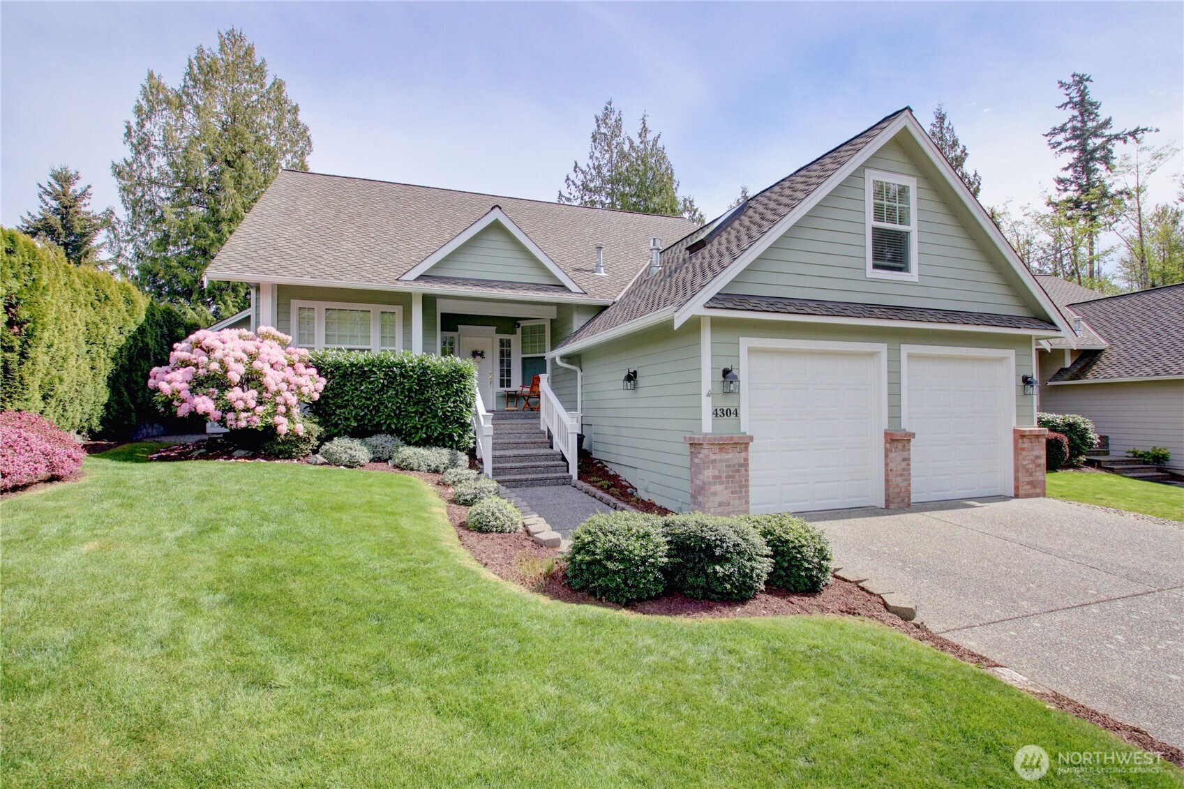 4304 Landmark Drive , Mount Vernon, WA 98274