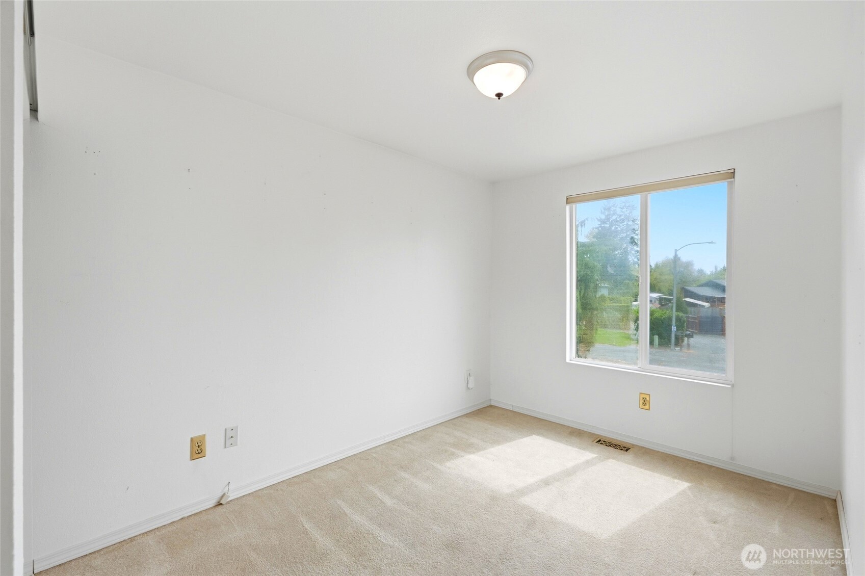 6113 95th Place NE, Marysville, WA 98270