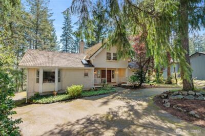 30 E Rainier Drive , Allyn, WA 98524 - Photo 31