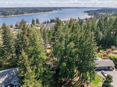 30 E Rainier Drive , Allyn, WA 98524 - Photo 33