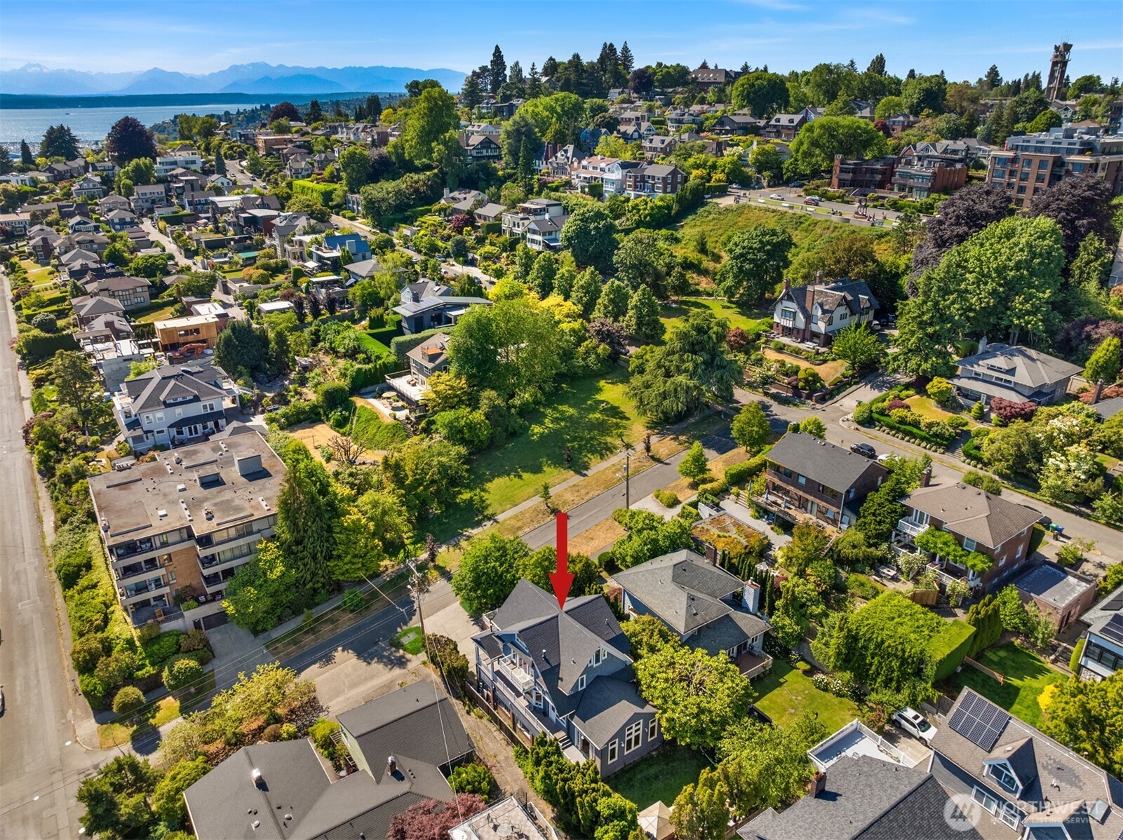 1012 2nd Avenue W, Seattle, WA 98119-3515