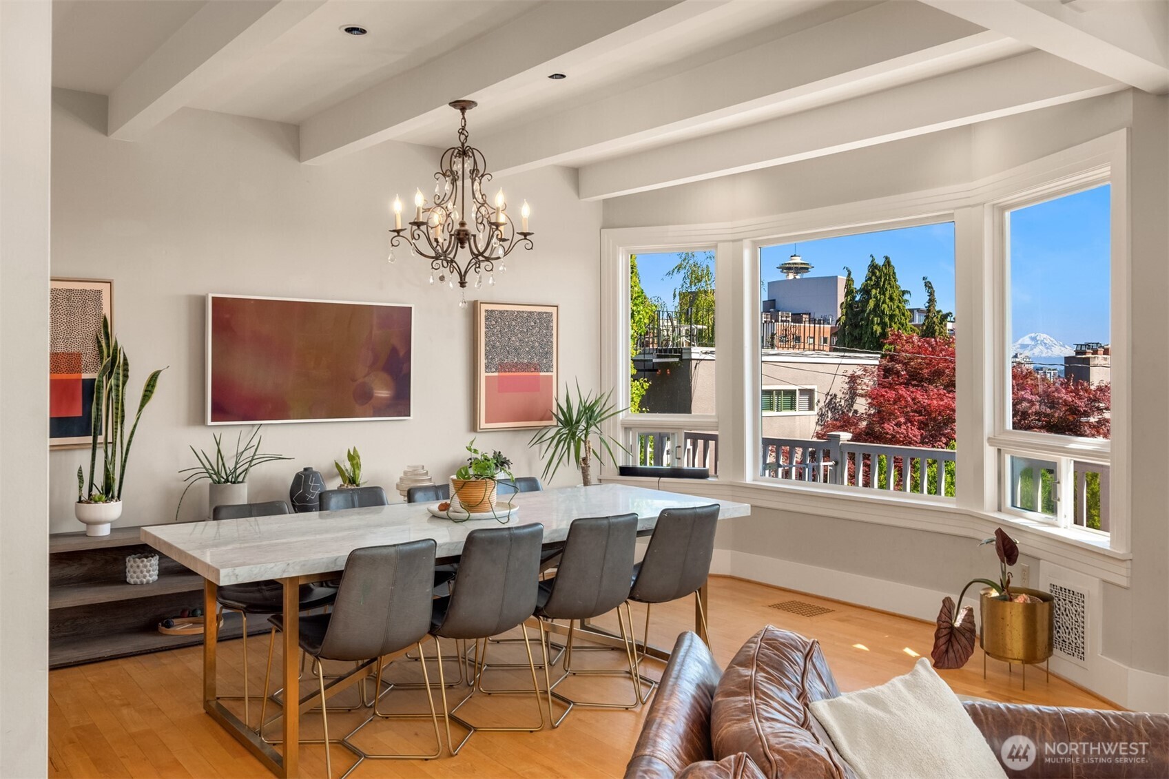 1012 2nd Avenue W, Seattle, WA 98119-3515