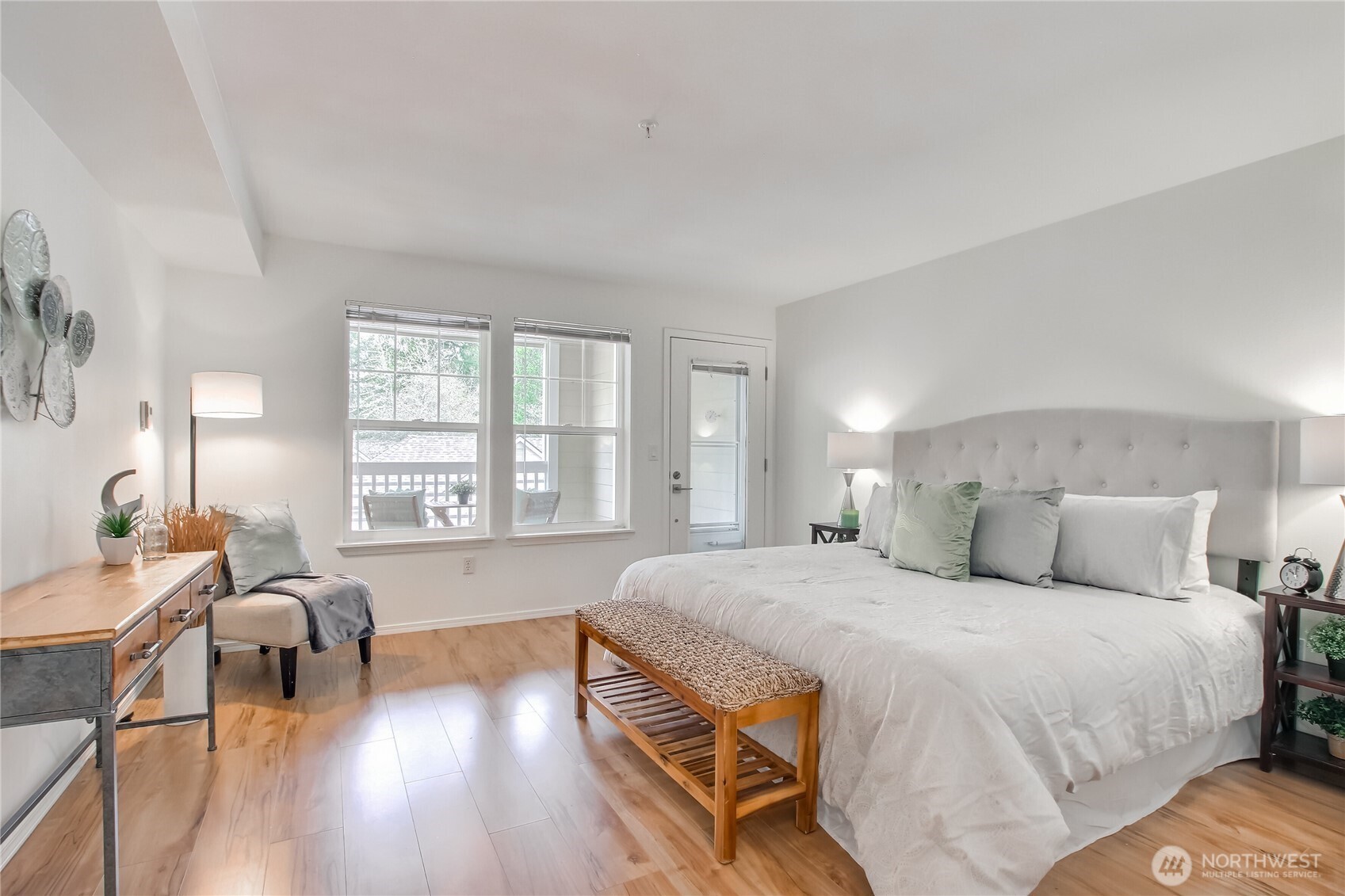 4133 224th Lane SE #202, Issaquah, WA 98029