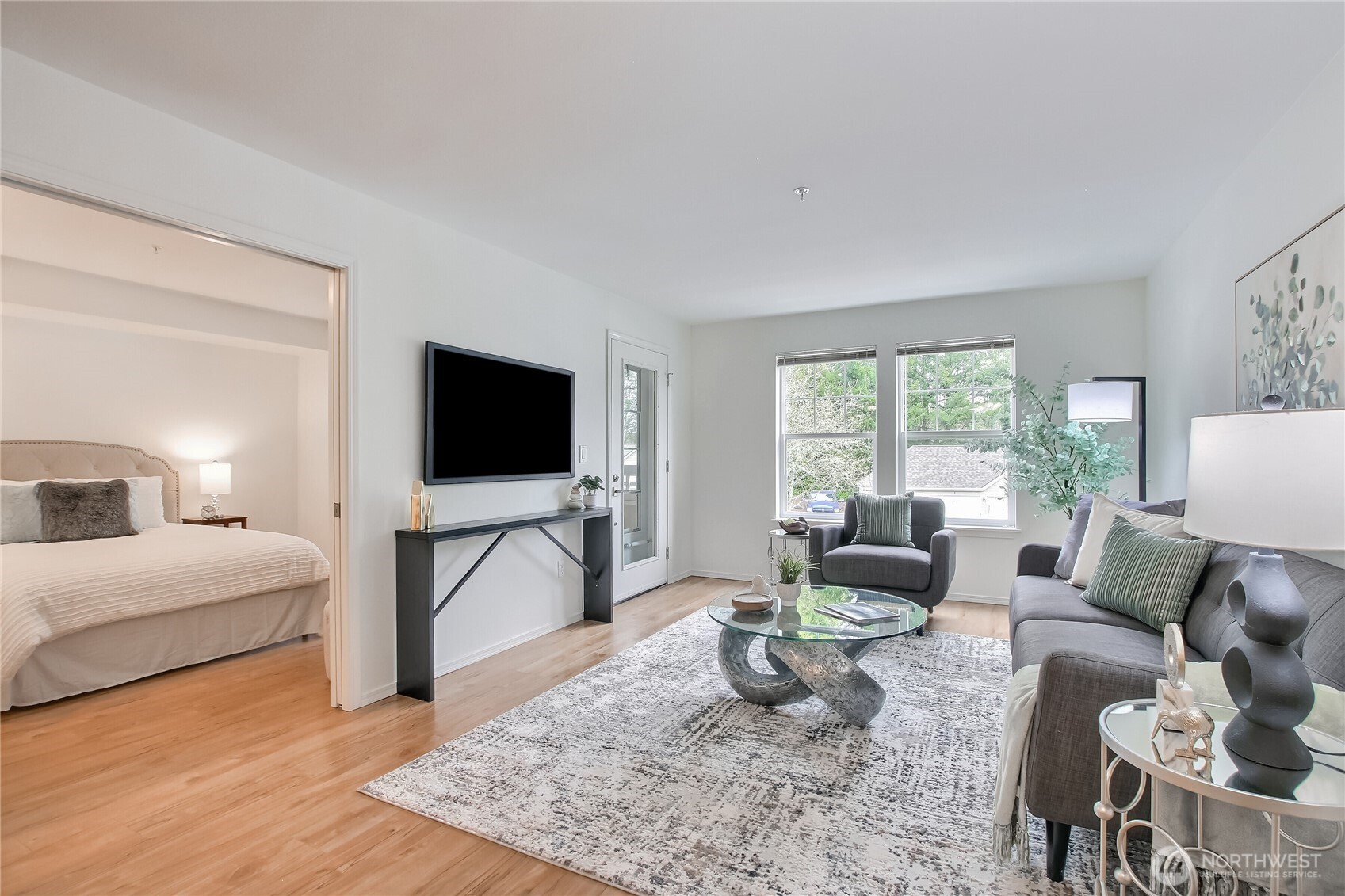 4133 224th Lane SE #202, Issaquah, WA 98029