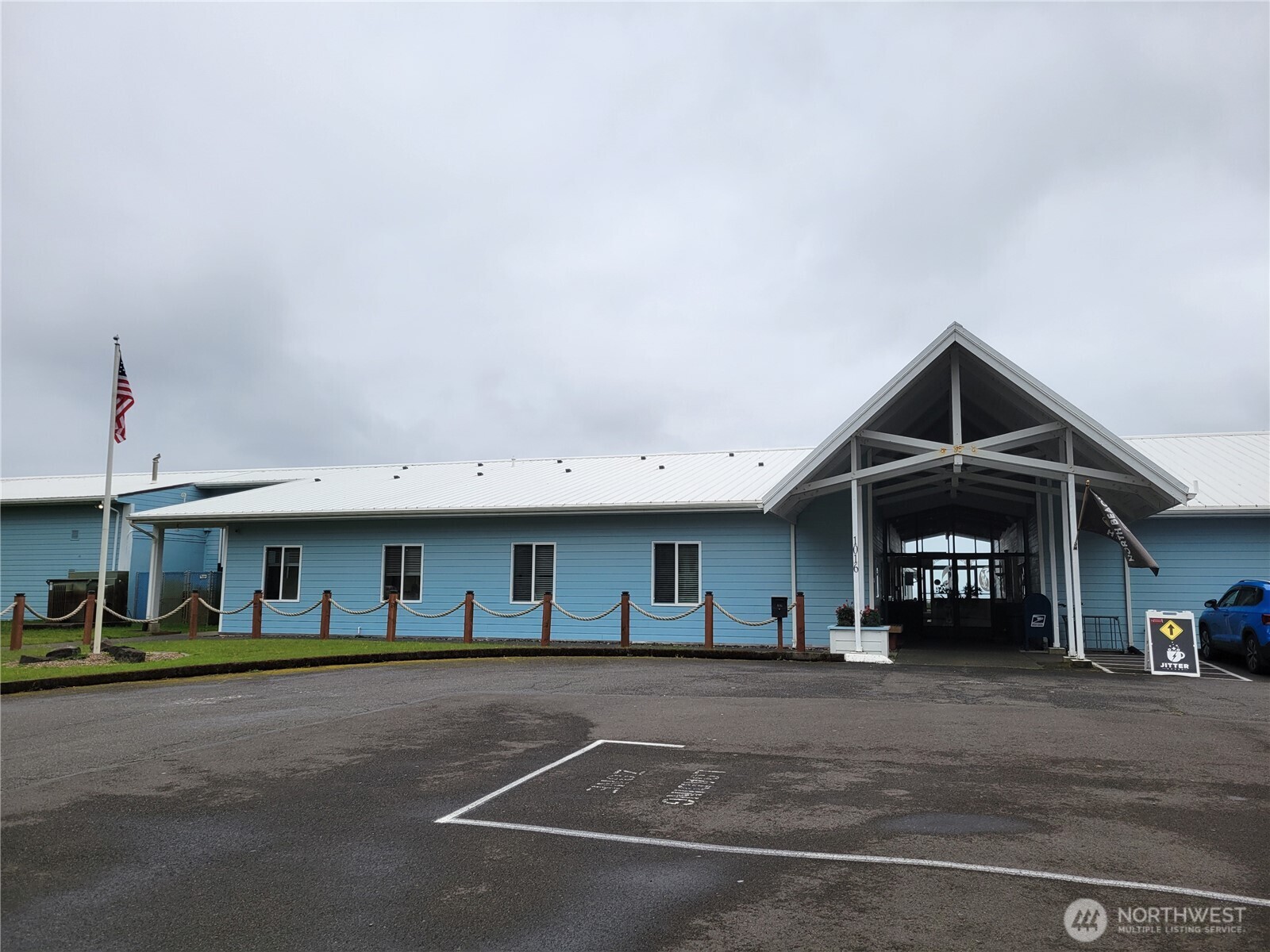 789 Mount Olympus Avenue SE, Ocean Shores, WA 98569-9748