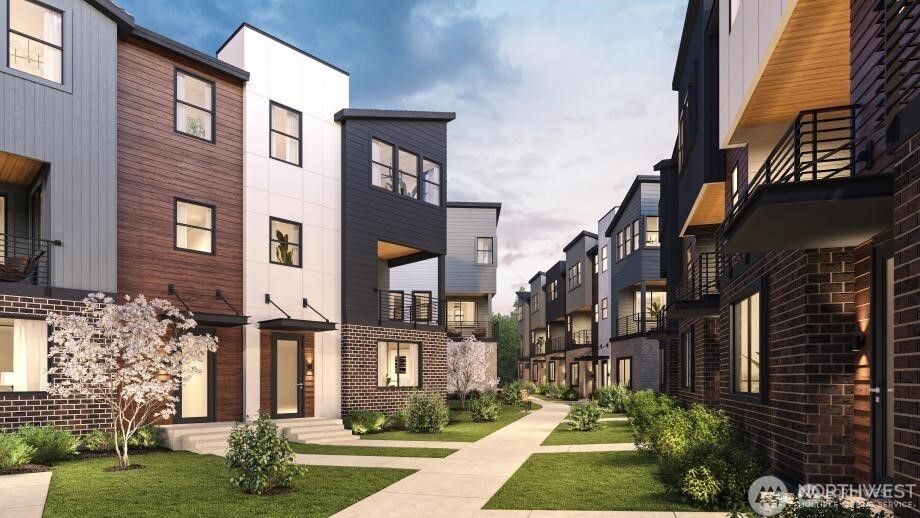 10810 (HS 52) 120TH Lane NE #B, Kirkland, WA 98033