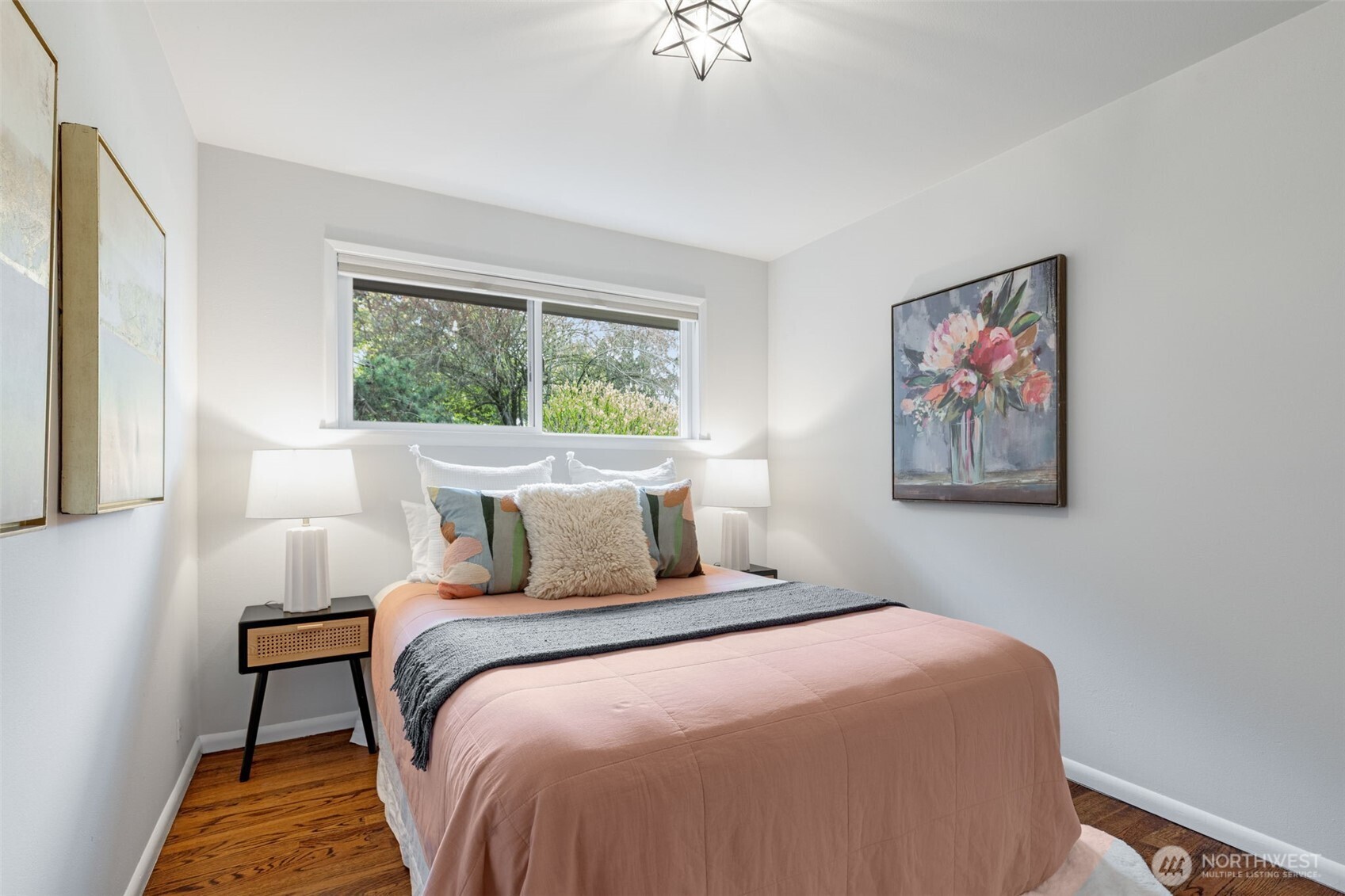 7127 S Sunnycrest Road , Seattle, WA 98178