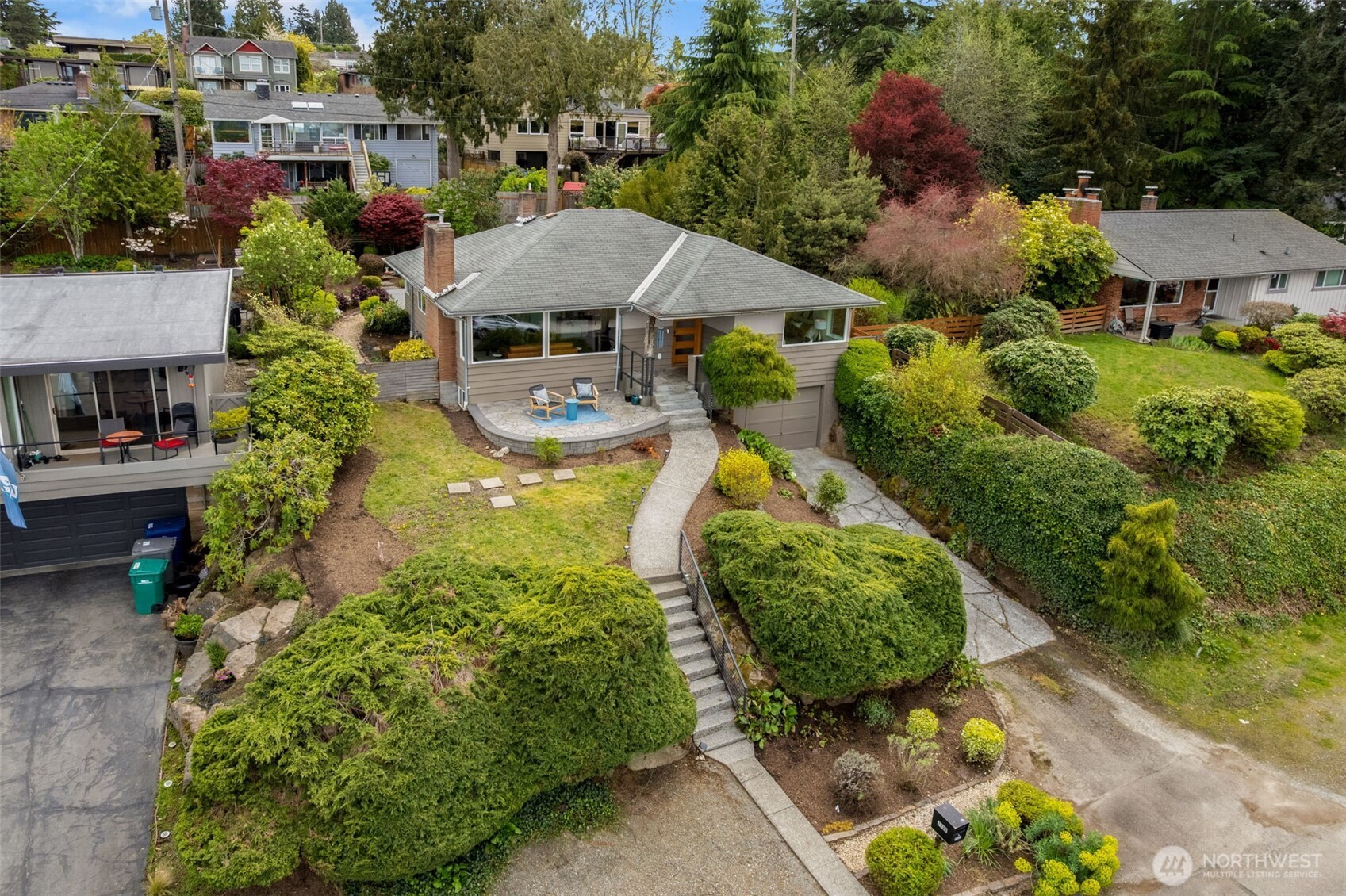 7127 S Sunnycrest Road , Seattle, WA 98178