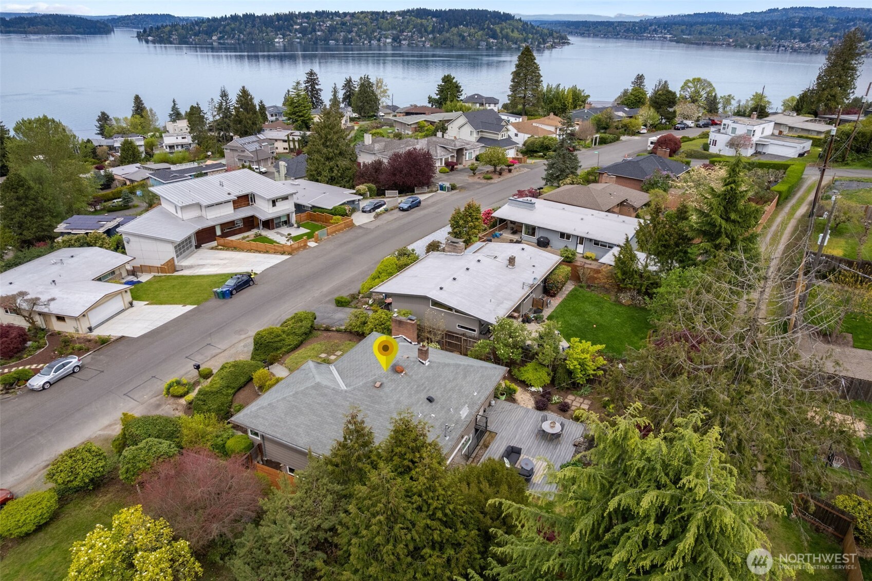 7127 S Sunnycrest Road , Seattle, WA 98178