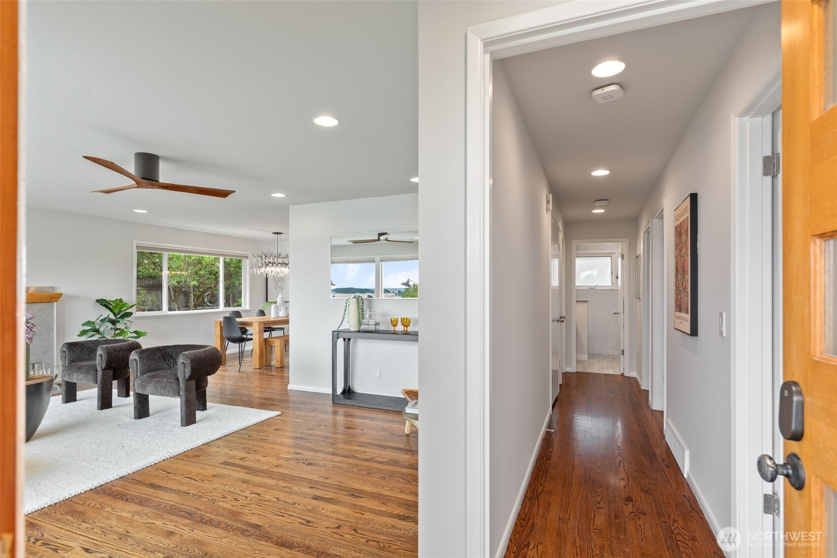 7127 S Sunnycrest Road , Seattle, WA 98178