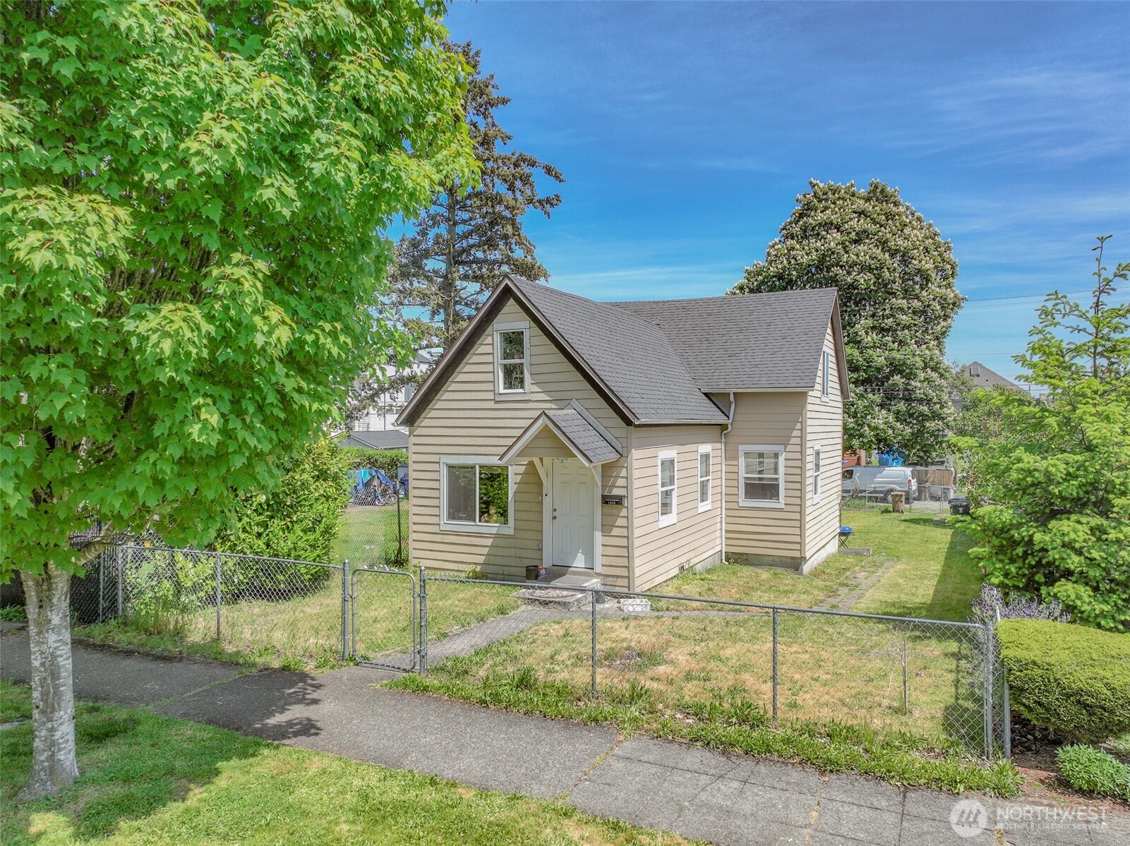 1939 S L Street , Tacoma, WA 98405