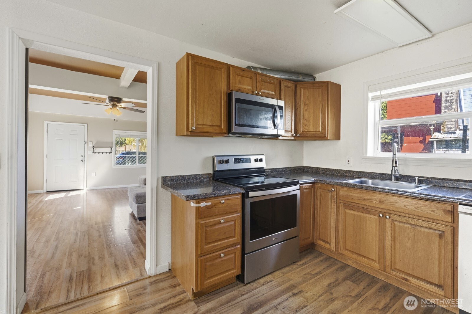 1939 S L Street , Tacoma, WA 98405