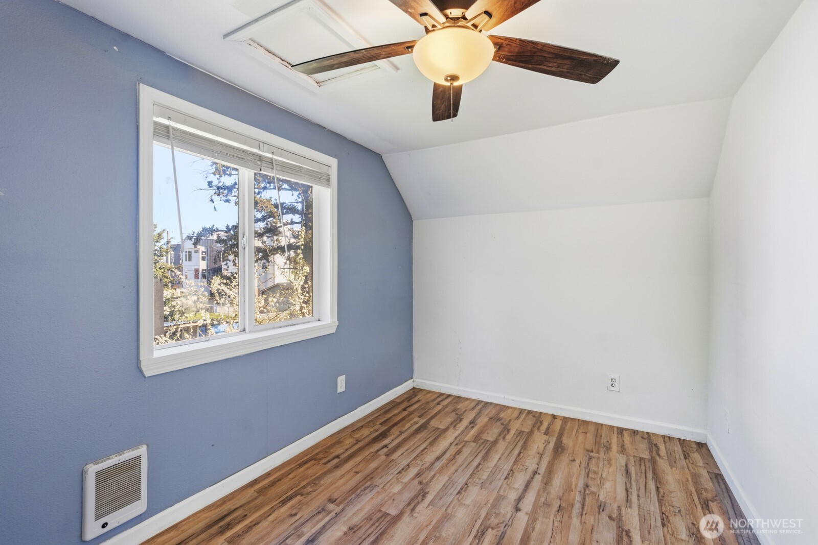 1939 S L Street , Tacoma, WA 98405