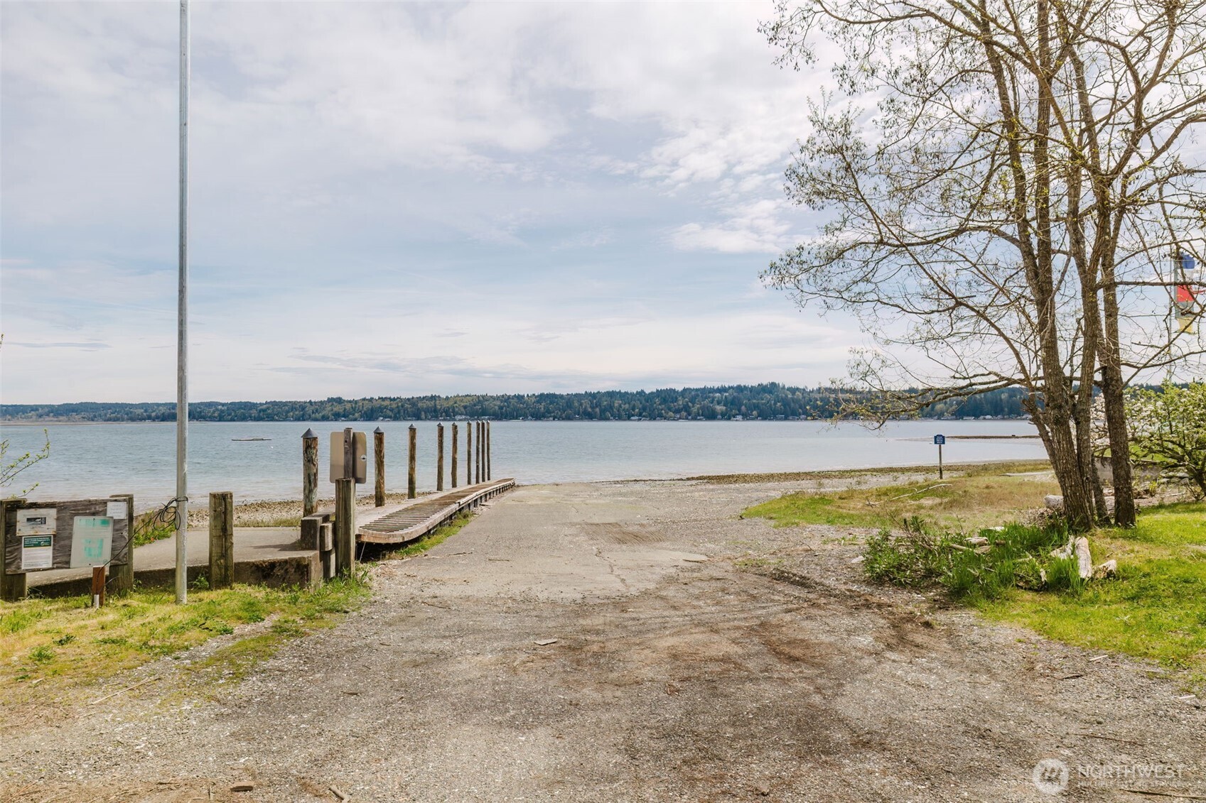 60 NE Kappert Cove Road , Belfair, WA 98528