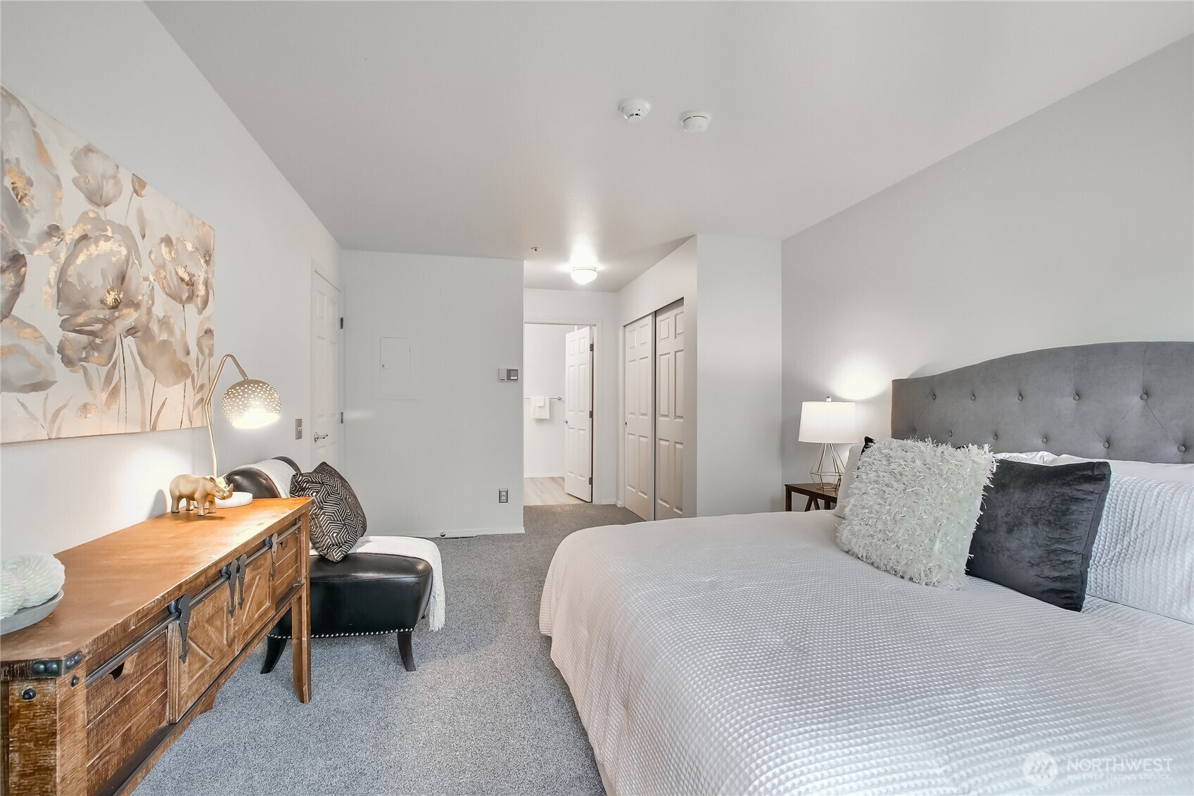 4081 224th Lane SE #107, Issaquah, WA 98029
