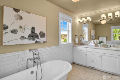 818 24th Avenue #A, Seattle, WA 98122-4864 - Photo 16