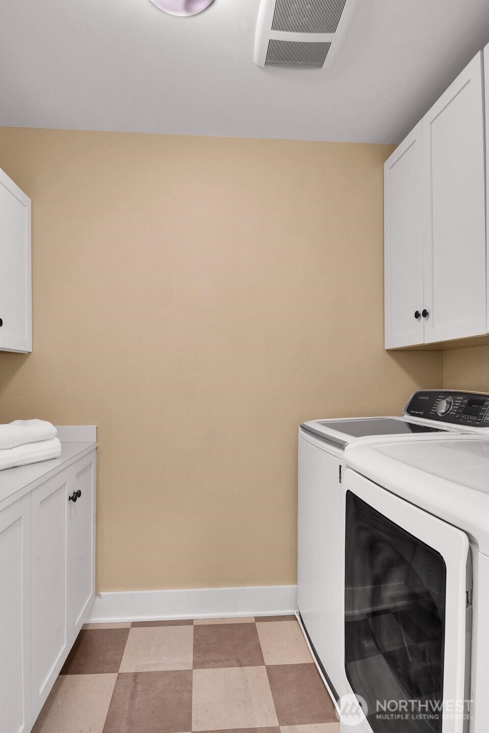 818 24th Avenue #A, Seattle, WA 98122-4864
