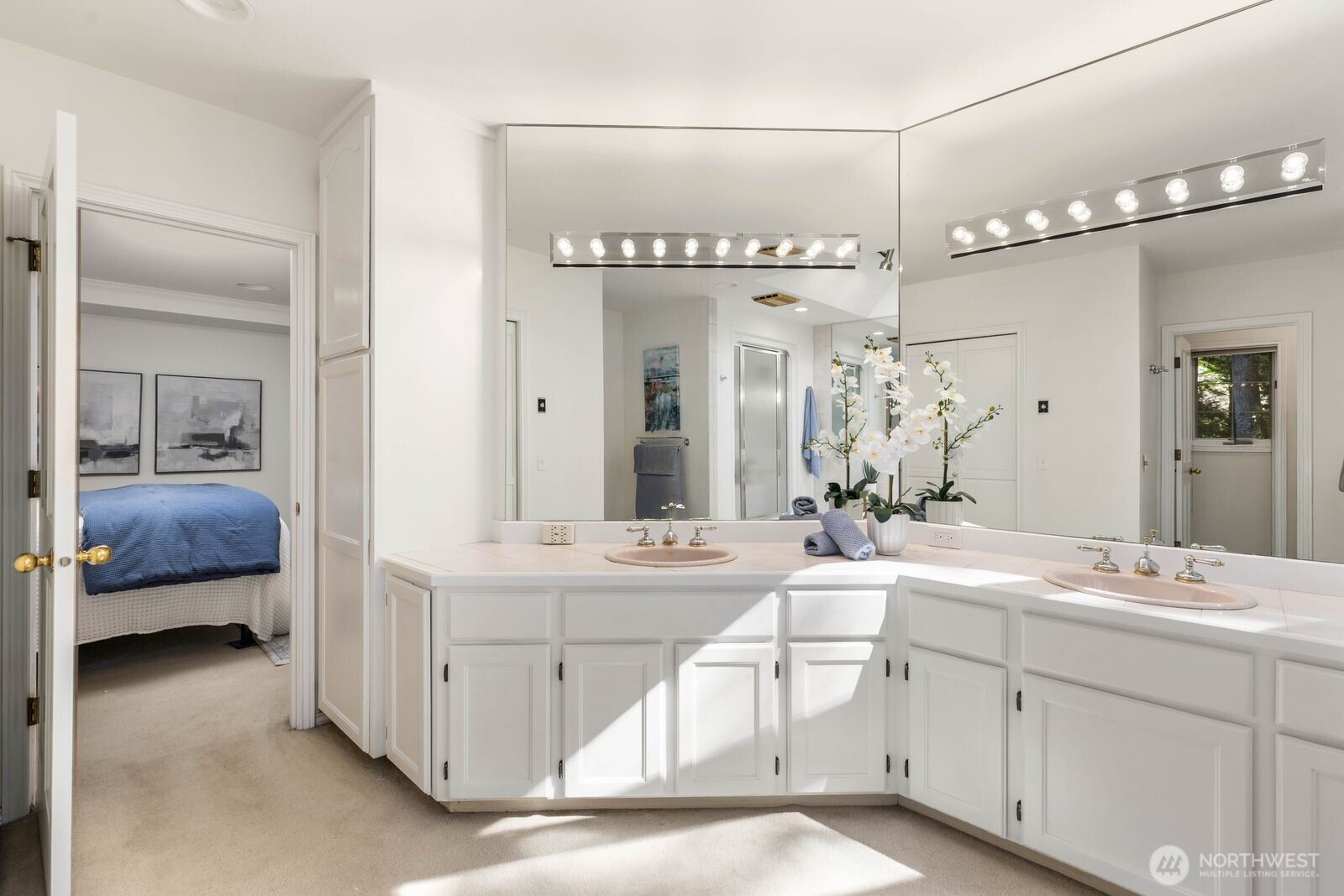 14239 194th Avenue NE, Woodinville, WA 98077