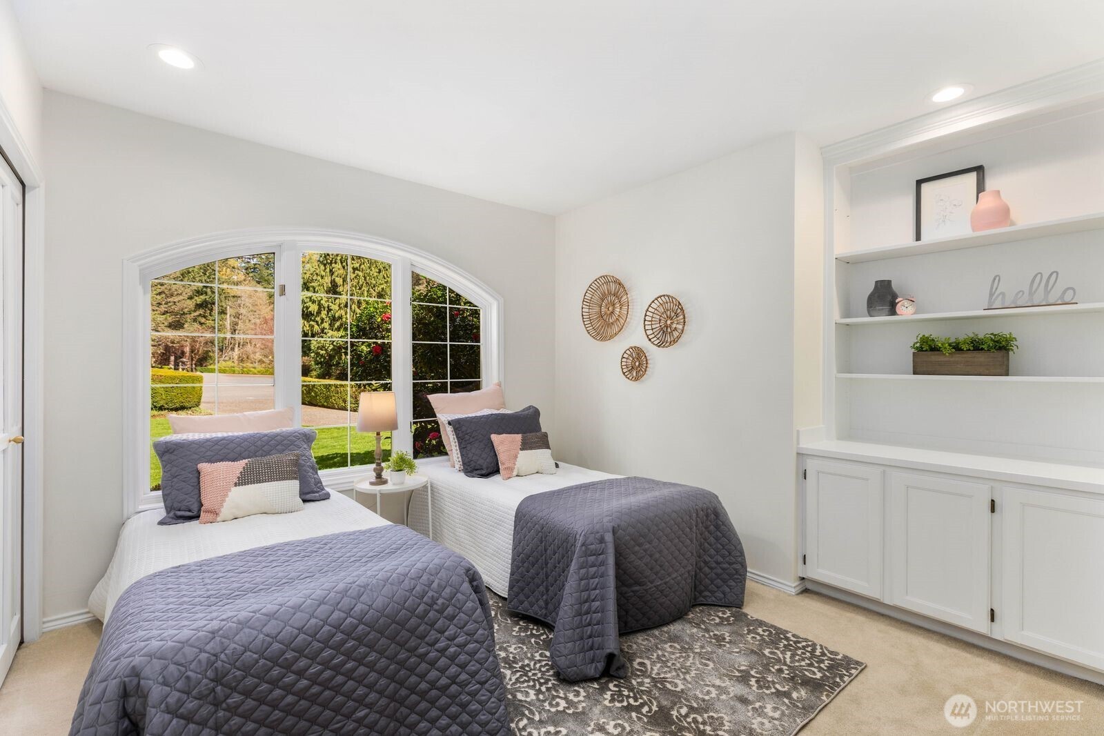 14239 194th Avenue NE, Woodinville, WA 98077