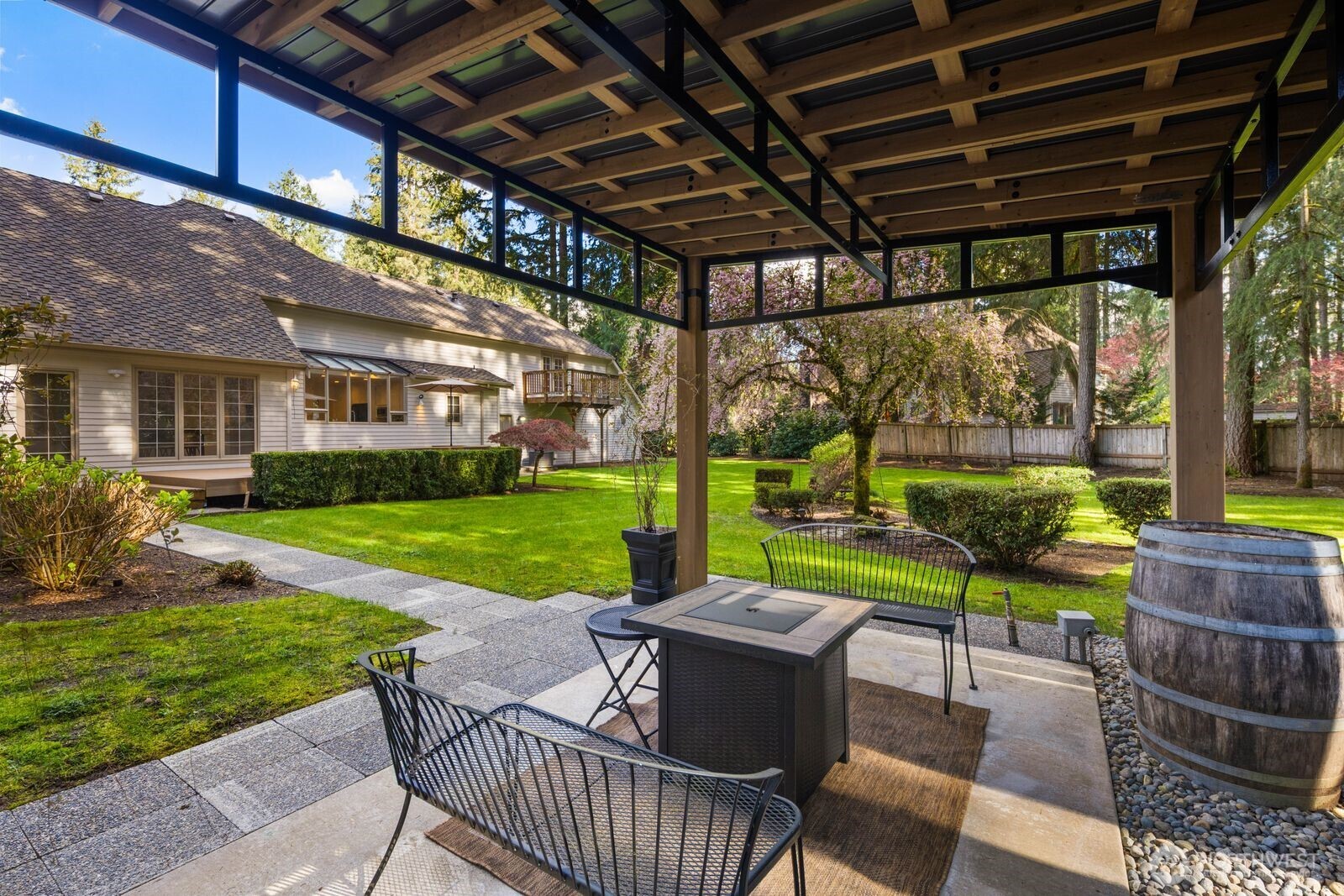 14239 194th Avenue NE, Woodinville, WA 98077