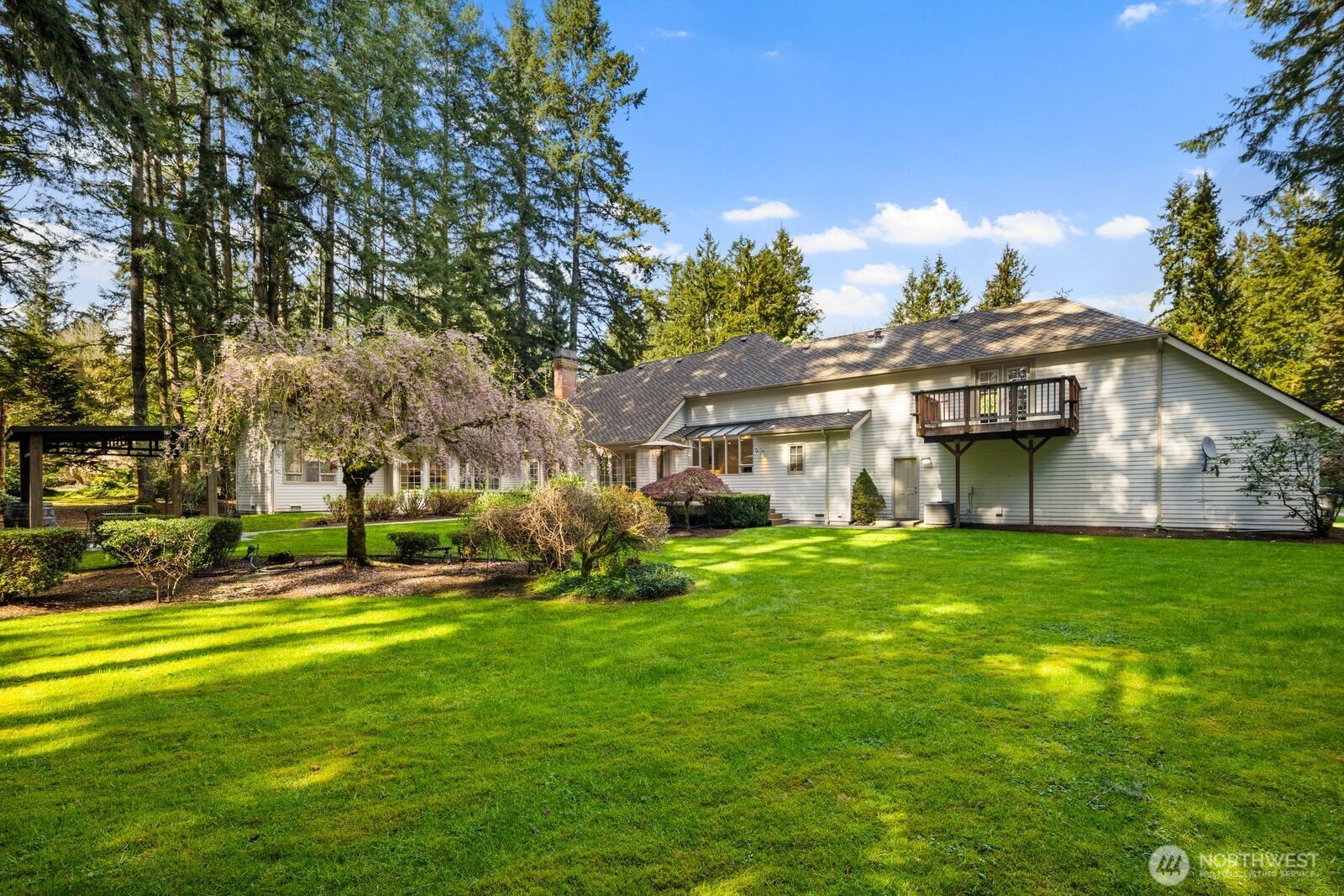 14239 194th Avenue NE, Woodinville, WA 98077