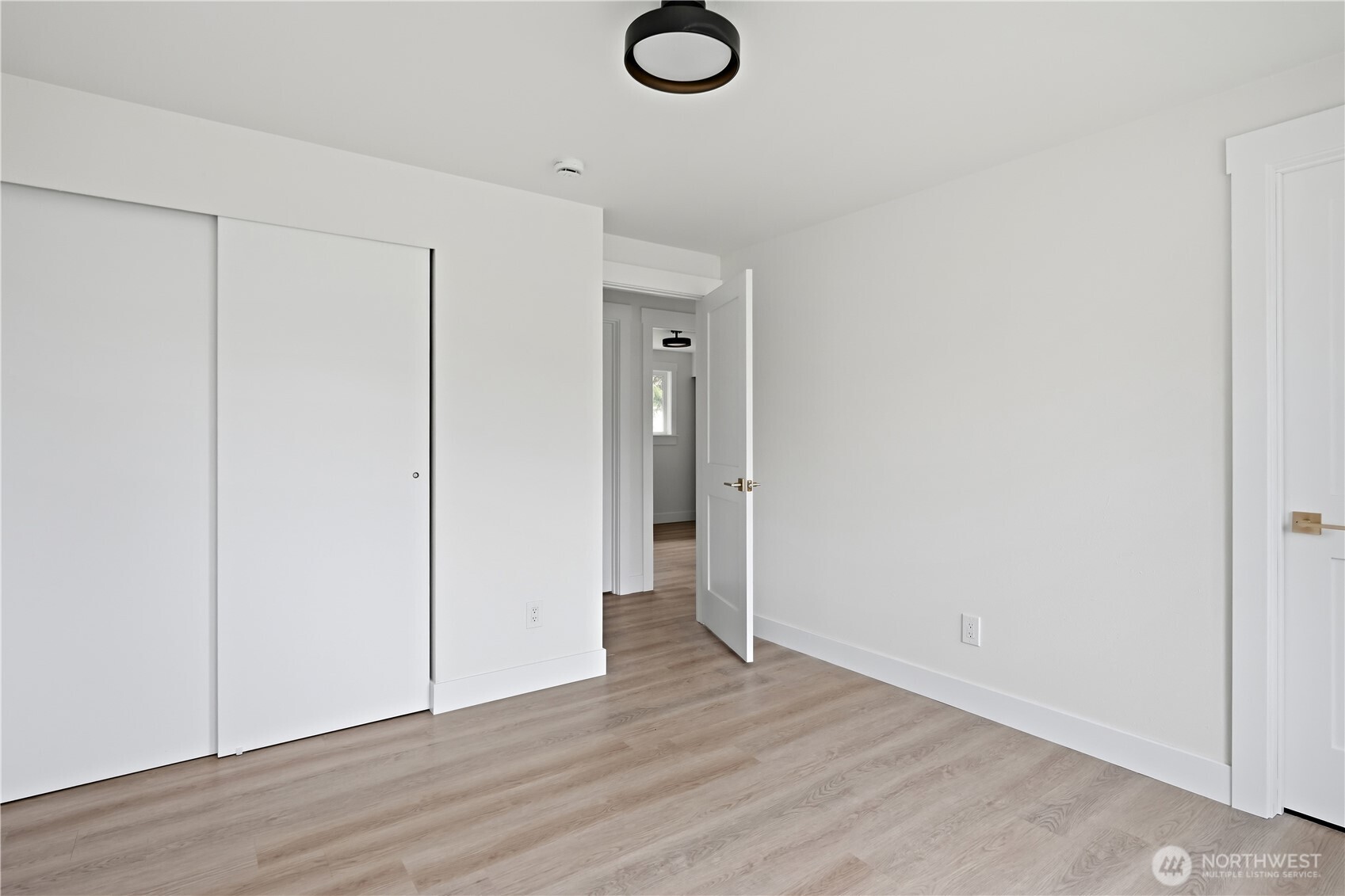 23207 46th Avenue W, Mountlake Terrace, WA 98043
