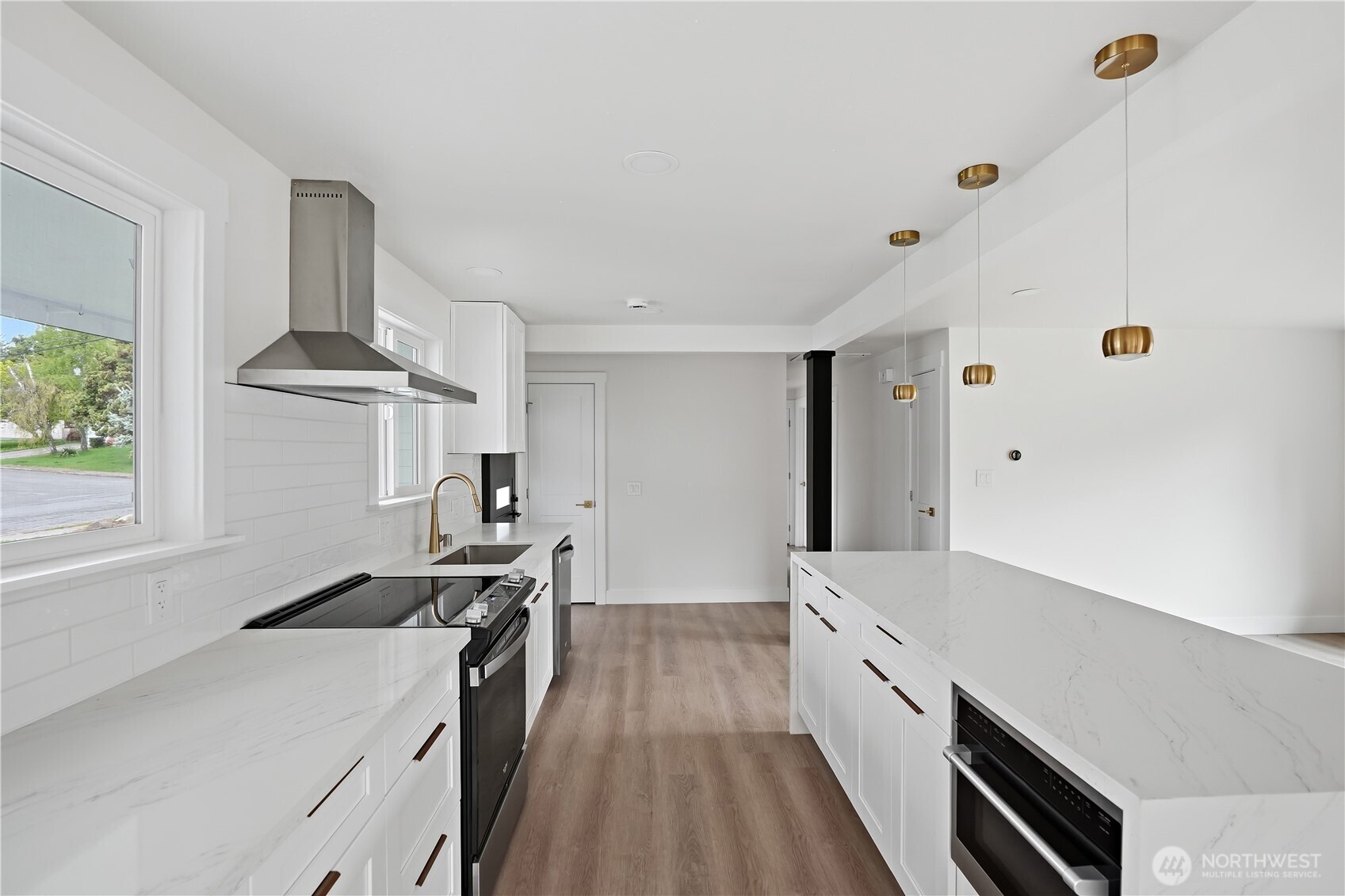 23207 46th Avenue W, Mountlake Terrace, WA 98043