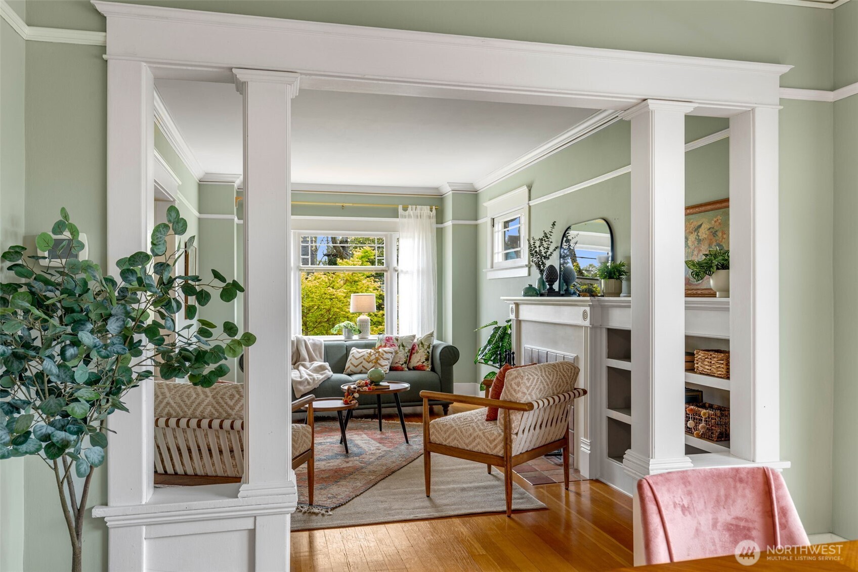 923 26th Avenue S, Seattle, WA 98144