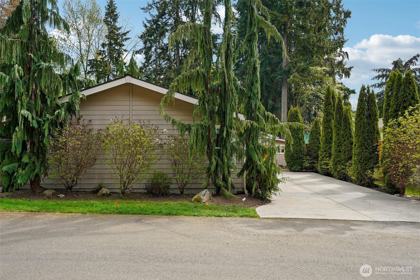 3308 206th Place SE, Bothell, WA 98012