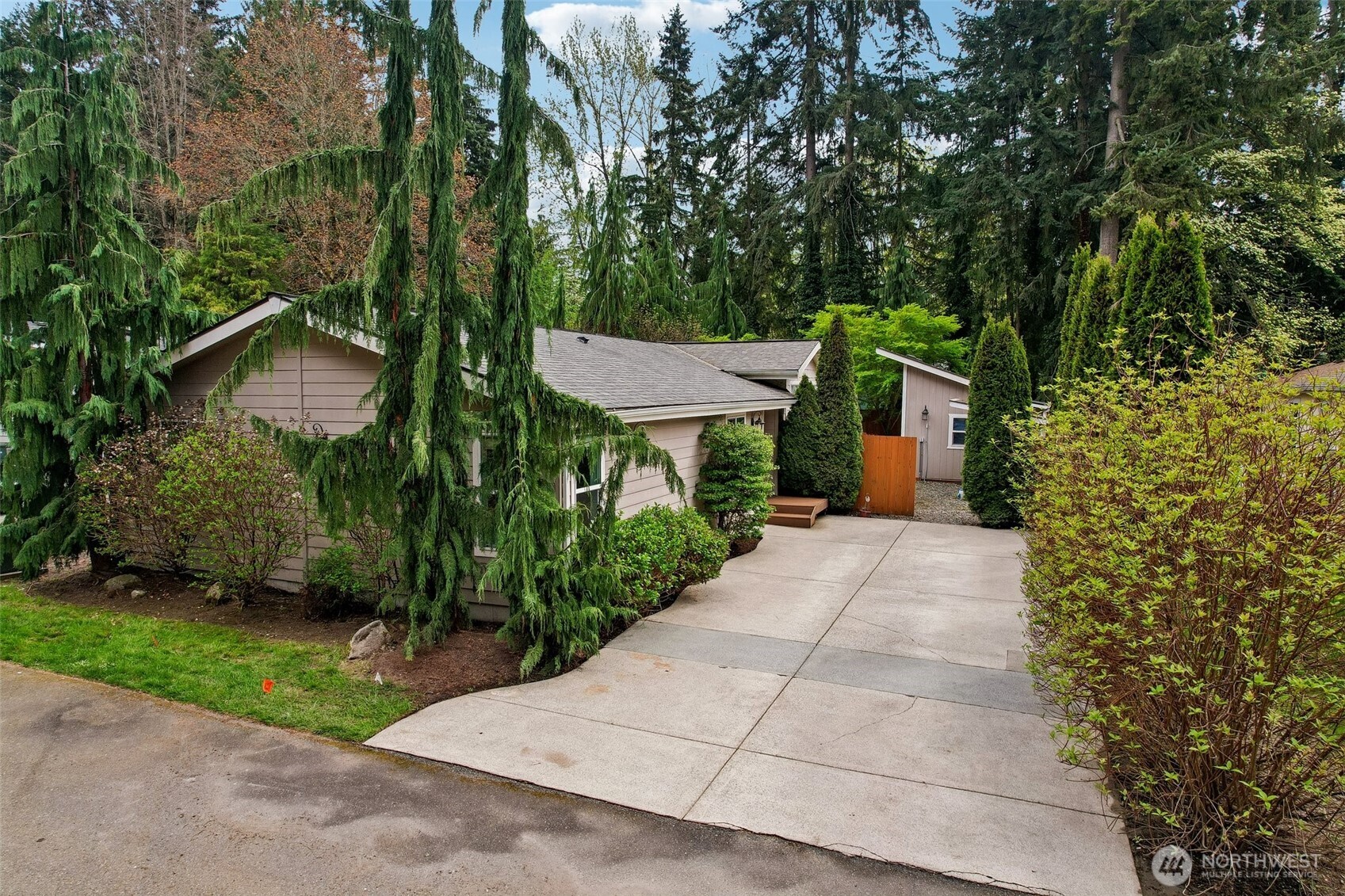 3308 206th Place SE, Bothell, WA 98012