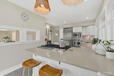 2407 11th Avenue E, Seattle, WA 98102 - Photo 14