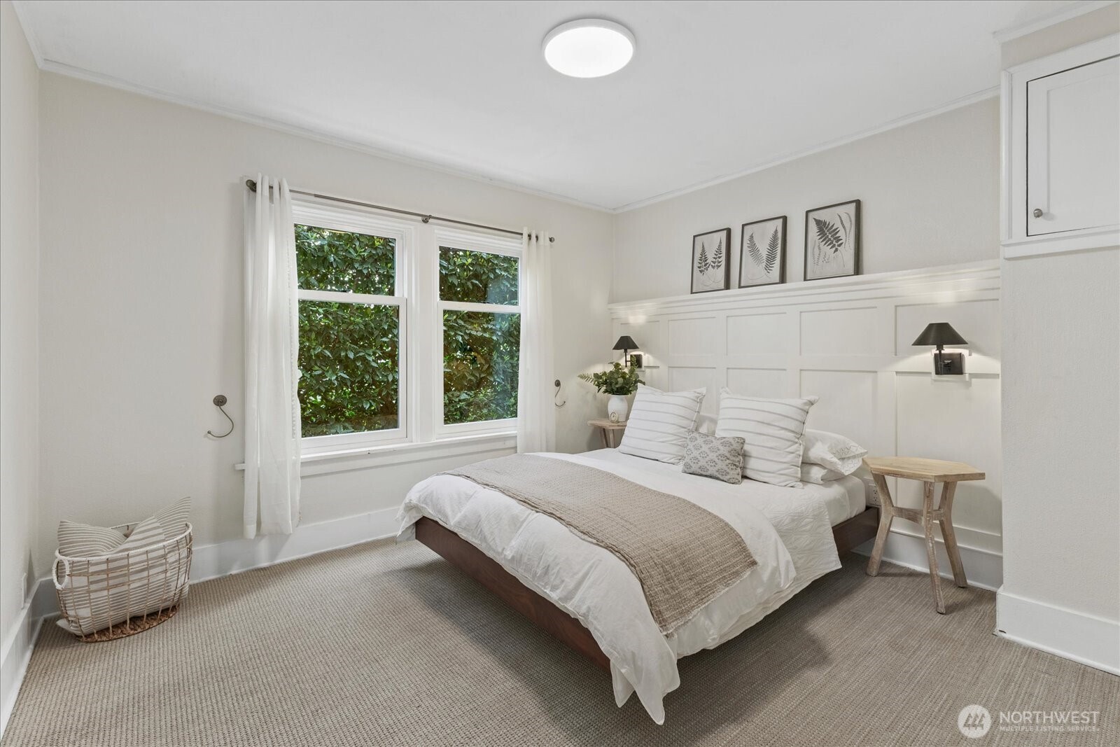 2407 11th Avenue E, Seattle, WA 98102