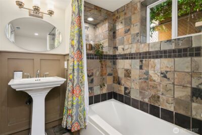 2407 11th Avenue E, Seattle, WA 98102 - Photo 30