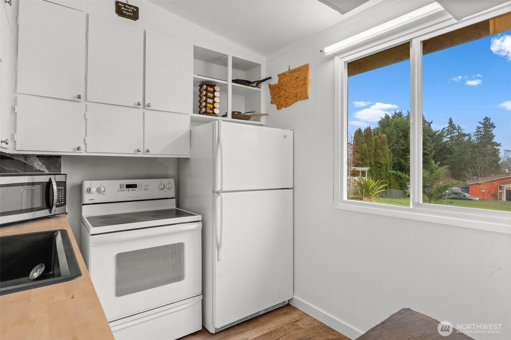 11285 SE Southworth Drive , Port Orchard, WA 98366-8998