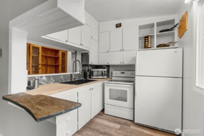 11285 SE Southworth Drive , Port Orchard, WA 98366-8998 - Photo 18