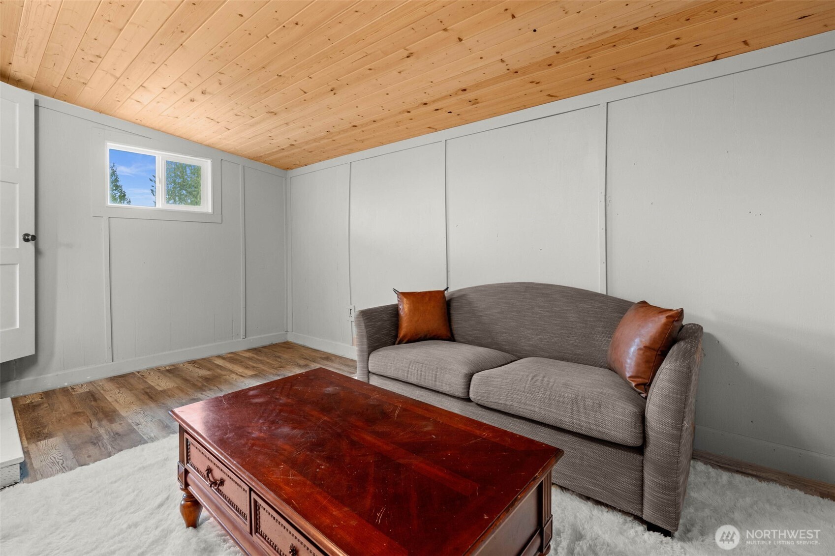 11285 SE Southworth Drive , Port Orchard, WA 98366-8998