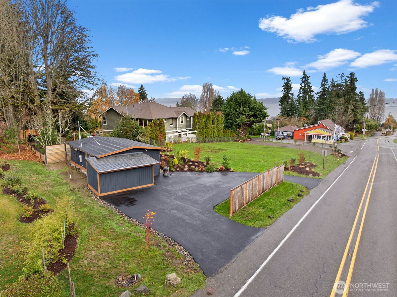 11285 SE Southworth Drive , Port Orchard, WA 98366-8998