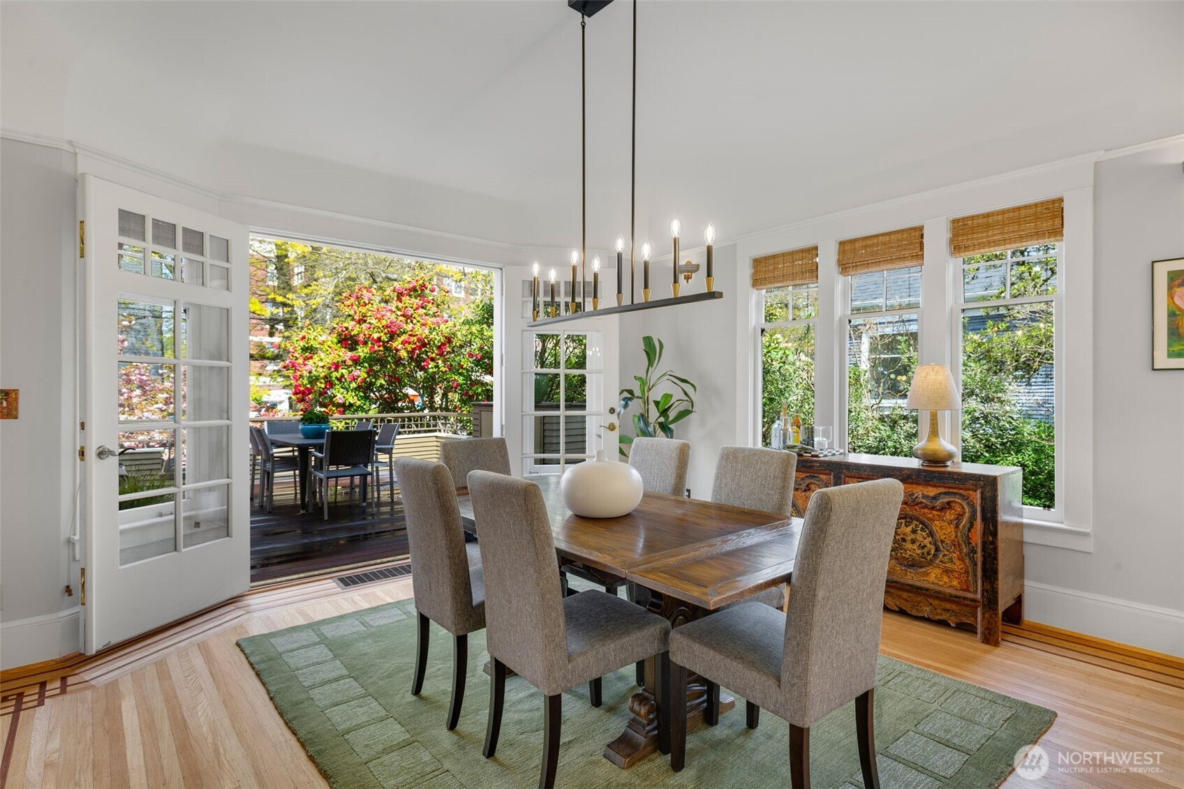 103 Crockett Street , Seattle, WA 98109
