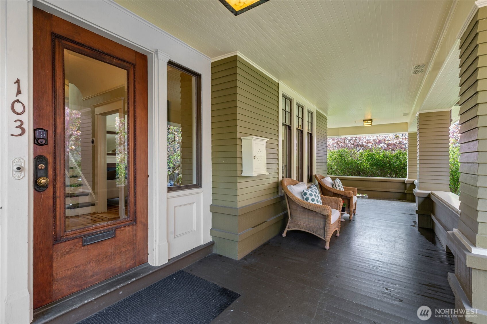 103 Crockett Street , Seattle, WA 98109