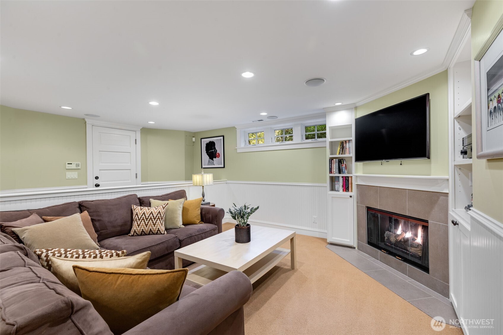 103 Crockett Street , Seattle, WA 98109