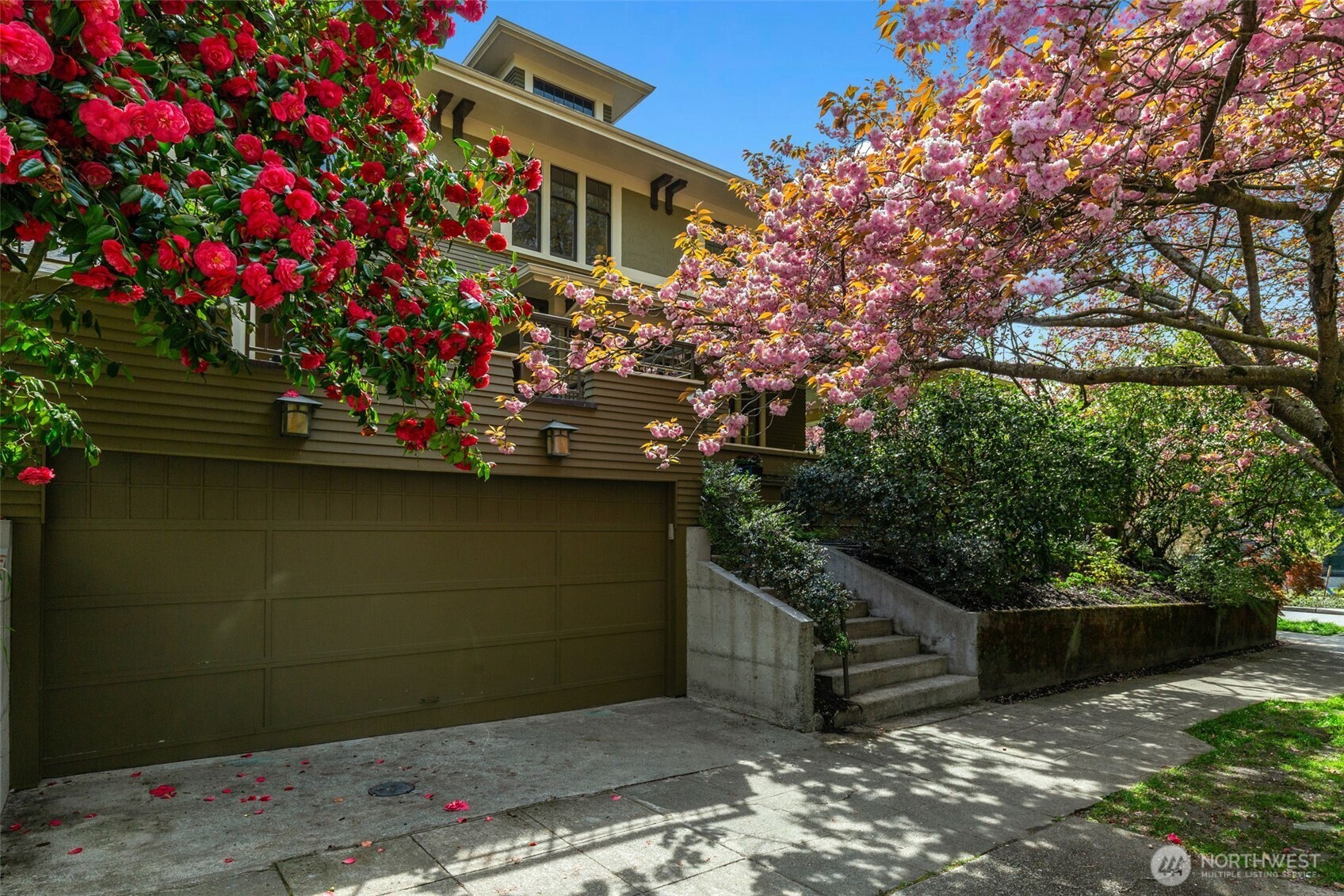 103 Crockett Street , Seattle, WA 98109