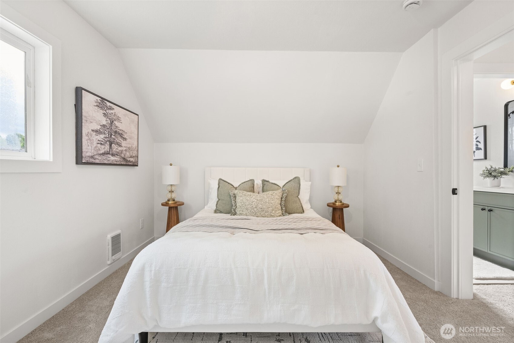 1802 E Wright Avenue , Tacoma, WA 98404