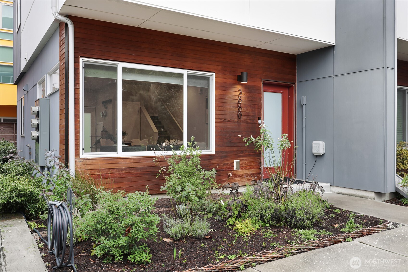 3660 Courtland Place S, Seattle, WA 98144