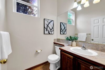 2401 132nd Avenue SE, Bellevue, WA 98005 - Photo 18