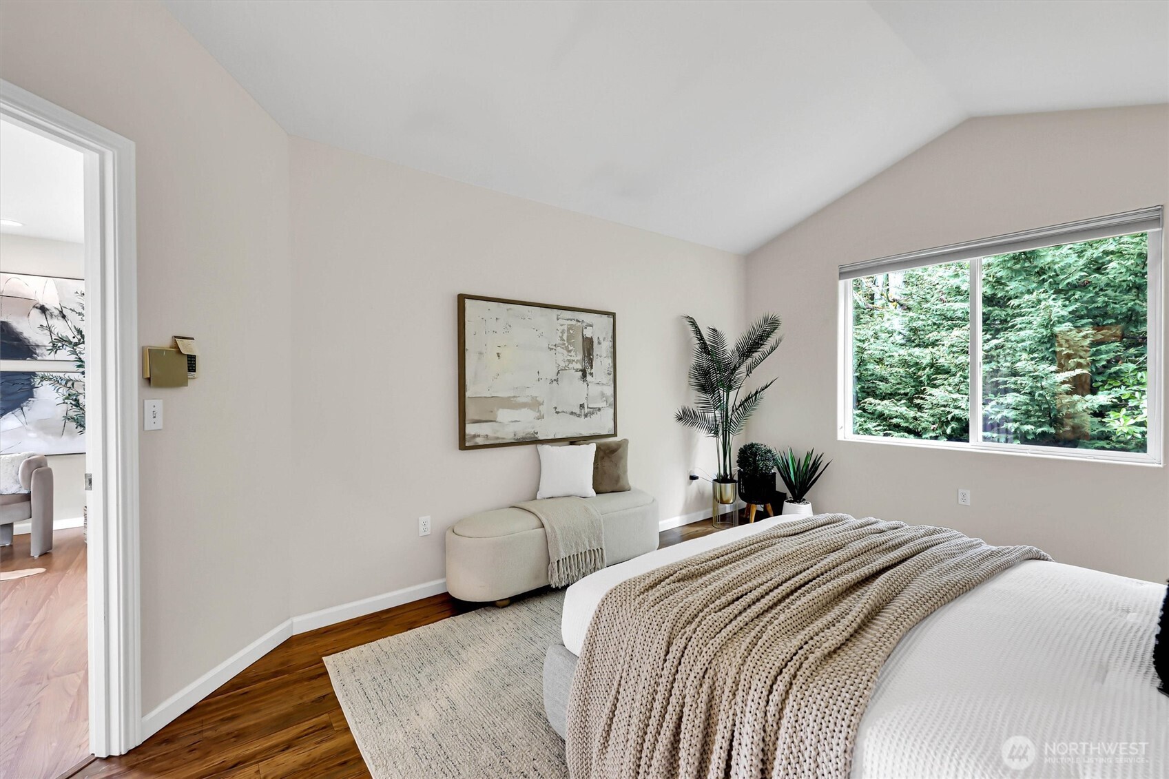 2401 132nd Avenue SE, Bellevue, WA 98005