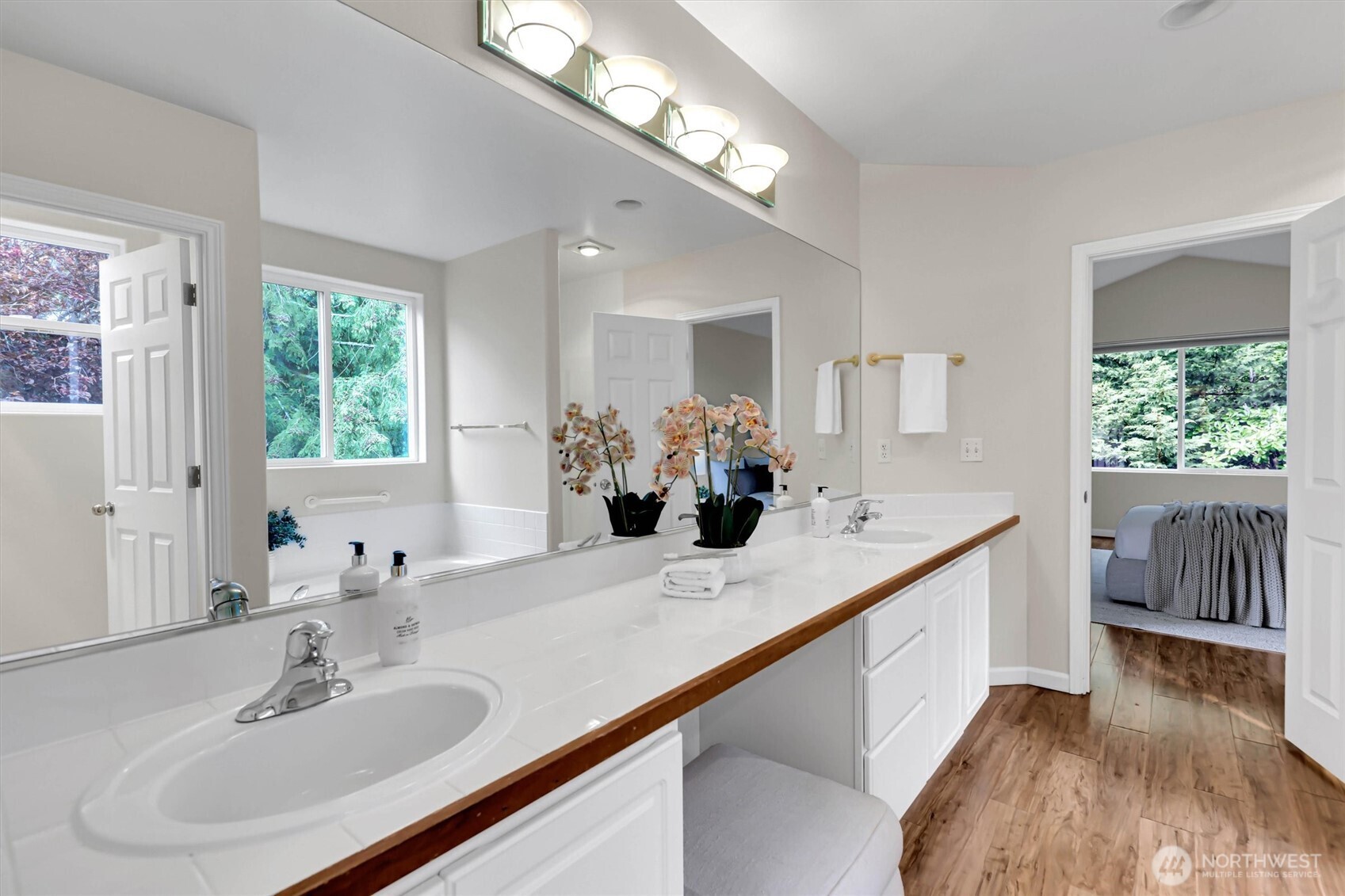 2401 132nd Avenue SE, Bellevue, WA 98005